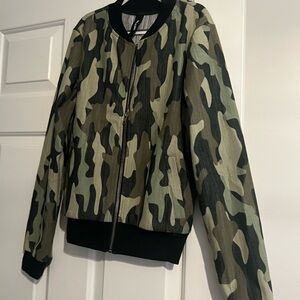 Agnes & Dora XS denim bomber jacket, camo